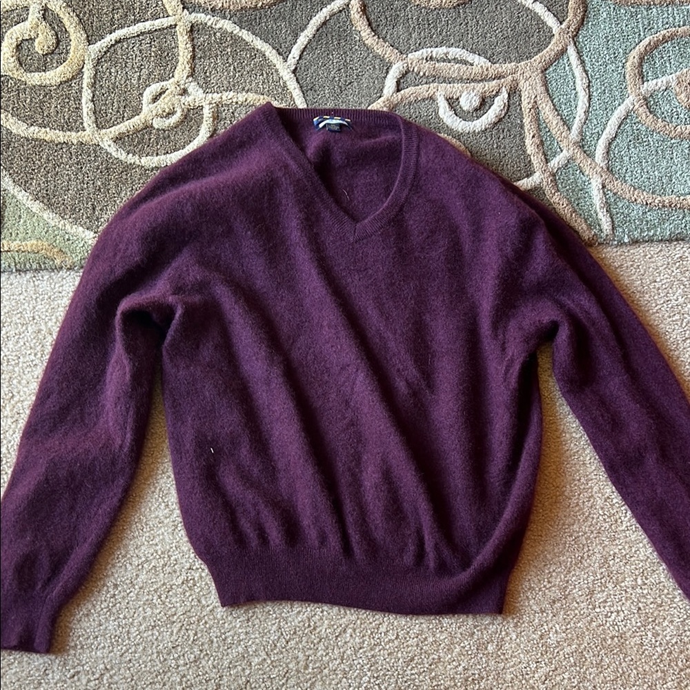 Women's Purple Cashmere V-Neck Sweater